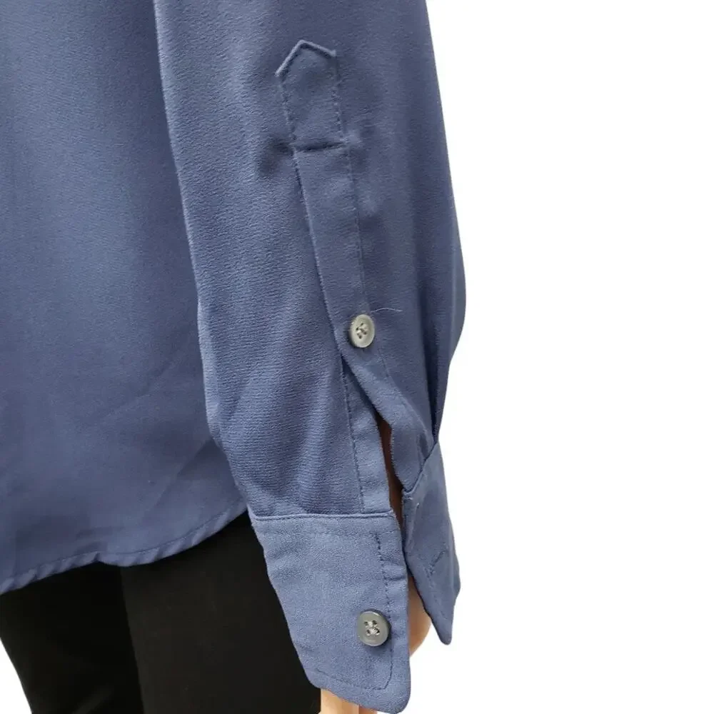 J. Crew Long Sleeve Button down Shirt with Button Flap Pockets Top Women 6 Blue